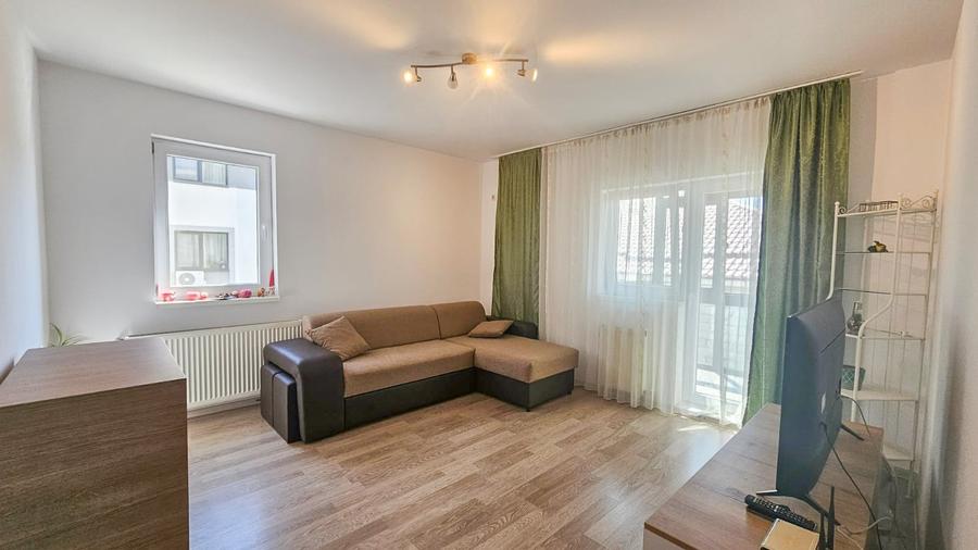 Apartament cu 3 camere decomandat în Chiajna