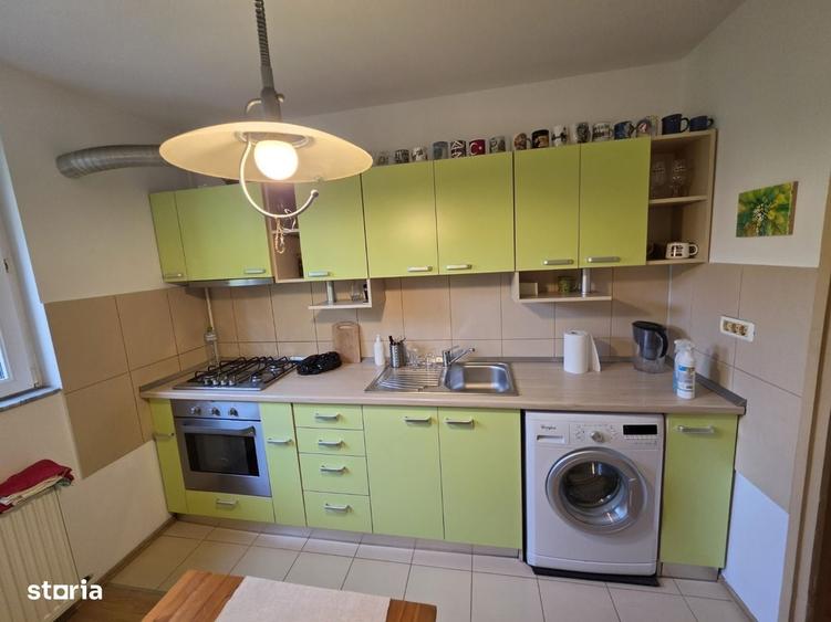 Apartament cu 3 camere în 1 Decembrie 1918