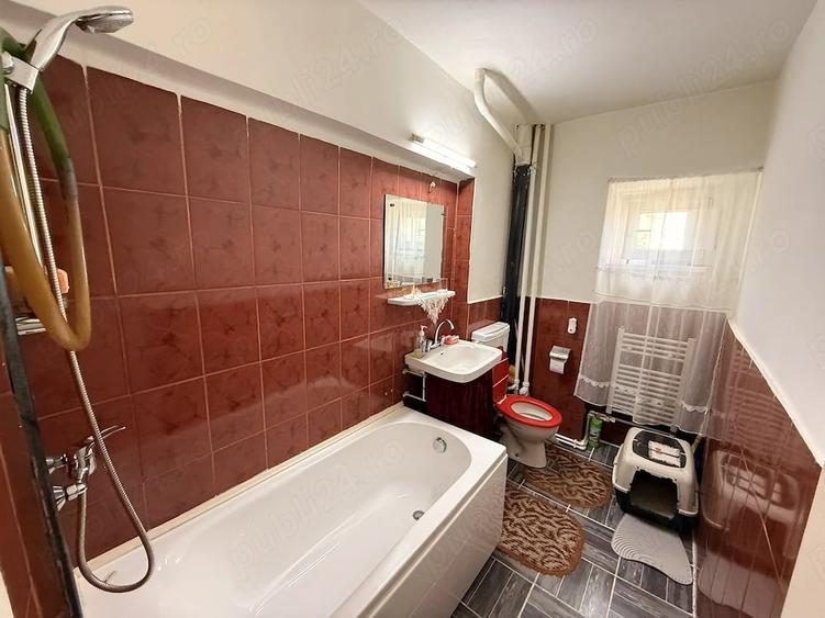 Apartament cu 3 camere decomandat în Ultracentral