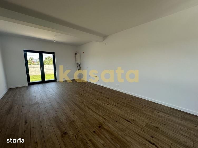 Casă cu 4 camere în Domnești