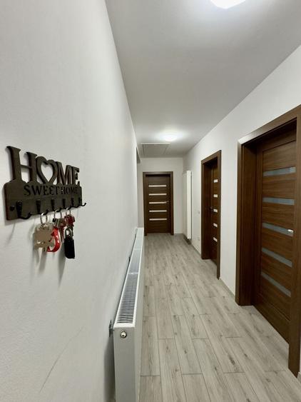 Casă individuală cu 4 camere cu Canalizare în Șag
