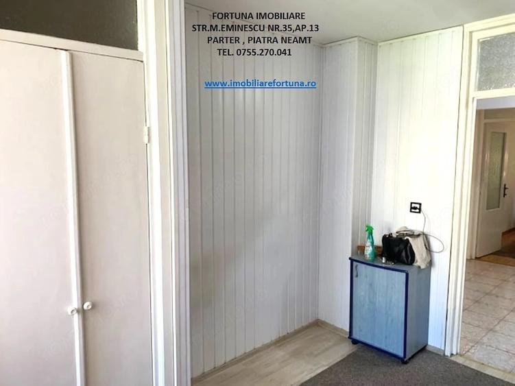 Apartament cu 4 camere decomandat în Central
