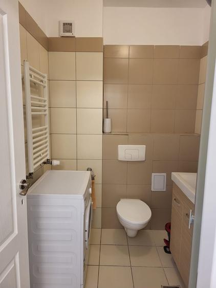 Apartament decomandat în Titan