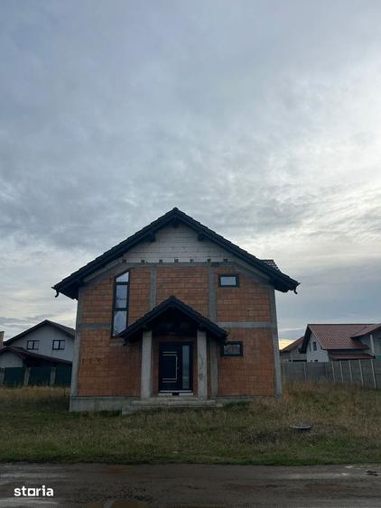 Vila de vanzare, in Carpinis - 3