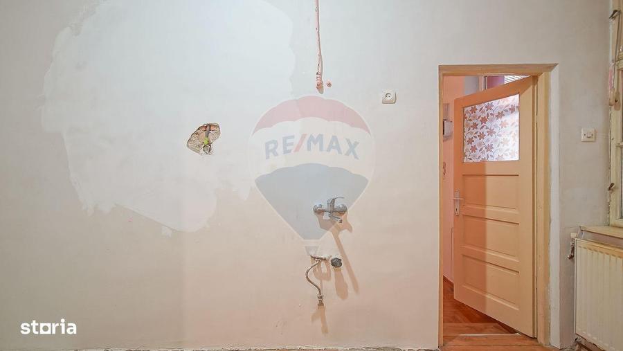 Casă cu 3 camere cu Teren 149 Mp în Centrul Istoric