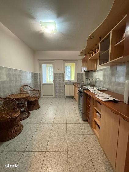 Apartament cu 3 camere în Gării