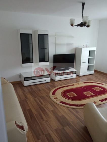 Apartament cu 3 camere decomandat, mobilat în I. C. Frimu