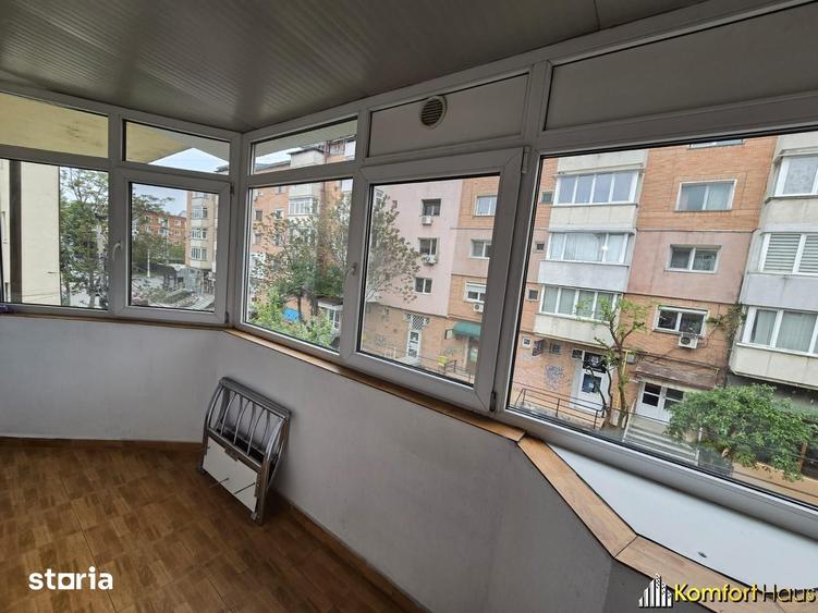 Apartament cu 3 camere decomandat în Central