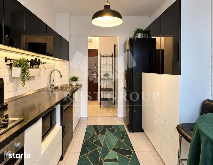 Apartament cu 2 camere semidecomandat, mobilat în Pajura