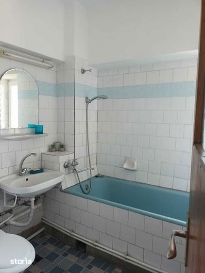 Apartament cu 3 camere decomandat în Gării