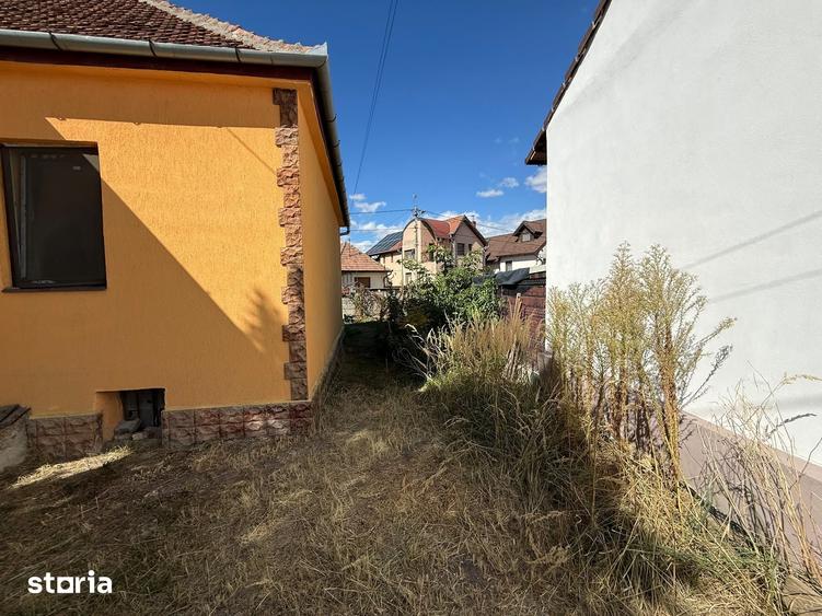 Casă cu 5 camere cu Teren 450 Mp în Reșița