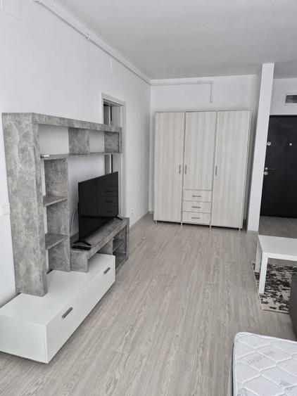 Garsonieră în Uverturii