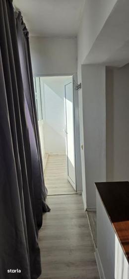 Apartament cu 3 camere decomandat în Obor