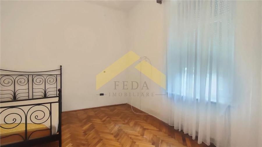 Apartament cu 4 camere circular în Podgoria