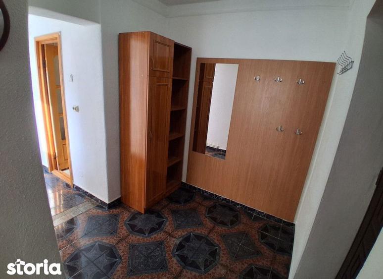 Apartament cu 2 camere, mobilat în Păcurari
