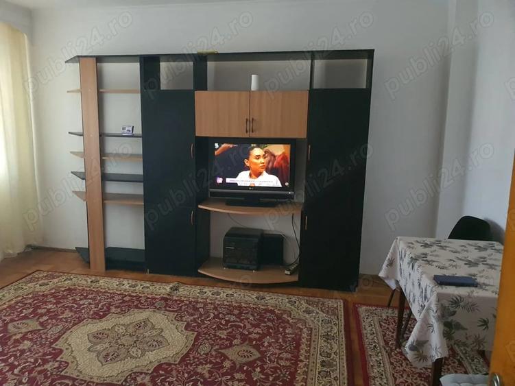 Apartament cu 2 camere decomandat în Ostroveni