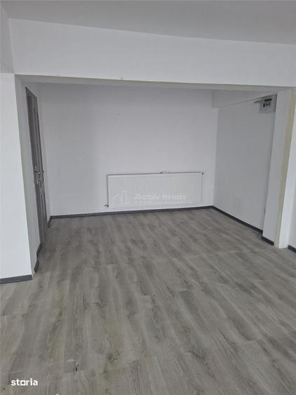 Spațiu comercial, de 60 mp, în Central