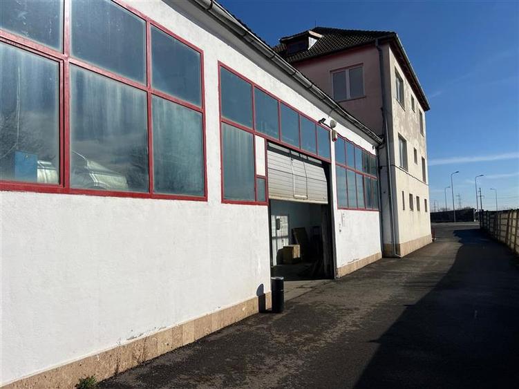 Spațiu industrial, de 500 mp, în Stupini