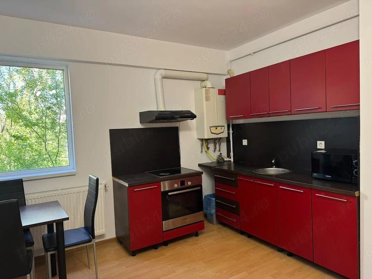 Apartament cu 2 camere semidecomandat în Lipovei
