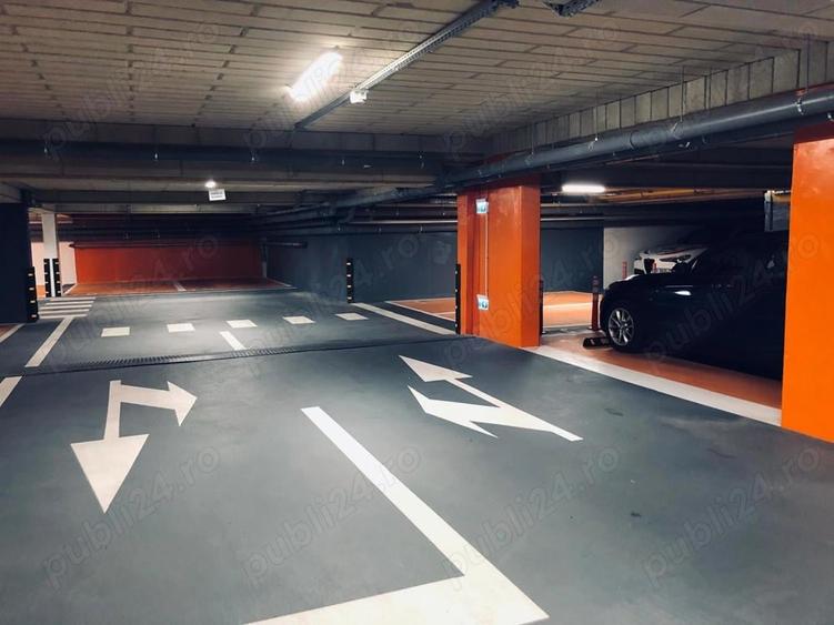 Spațiu comercial, de 8 mp, în Central
