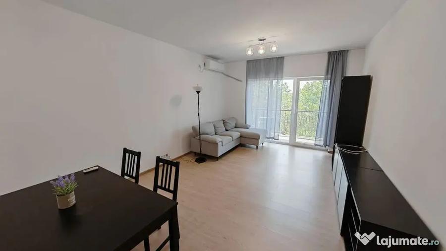Apartament cu 2 camere decomandat, mobilat în Păcii