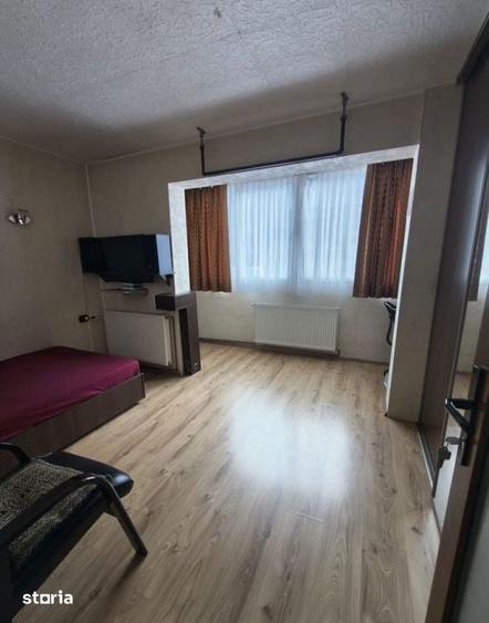 Apartament 3 Camere, Balcon, Centrala Proprie, Zona Grigorescu - 6
