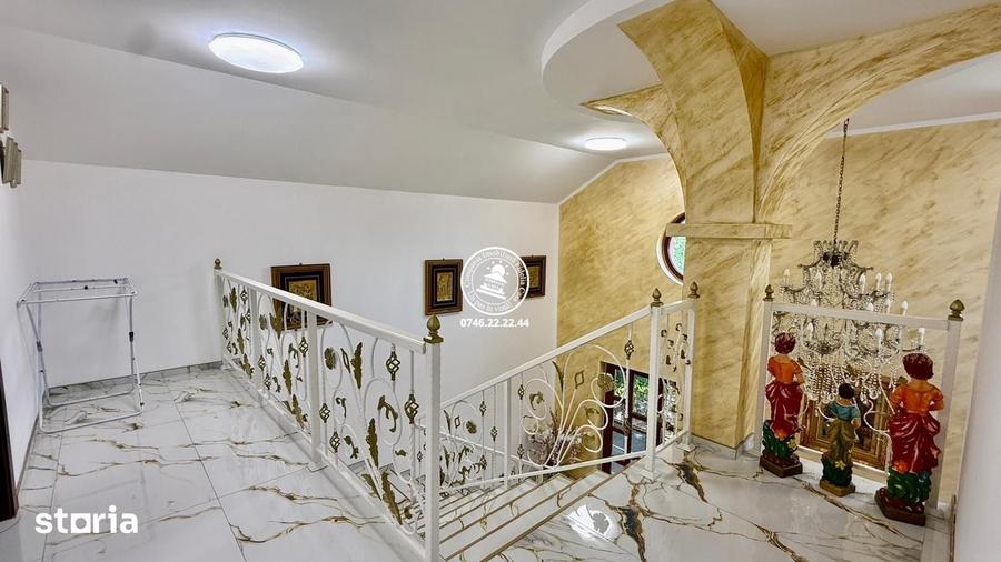 Casă cu 5 camere cu Teren 350 Mp în Bârnova