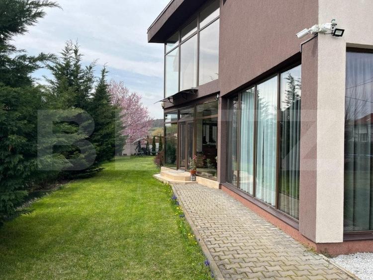 Casă individuală cu 5 camere cu Teren 850 Mp în Sântana de Mureș