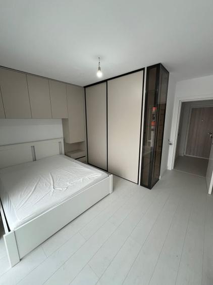 Apartament cu 2 camere decomandat în Florești