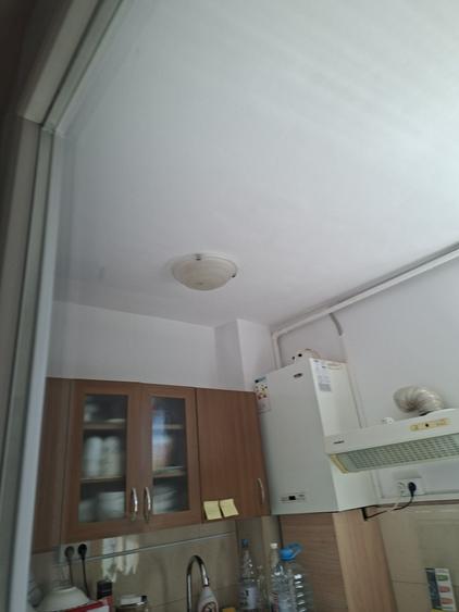 Garsonieră în Noua