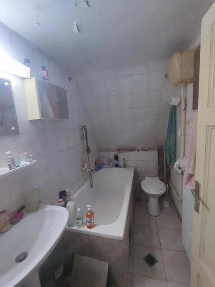 Apartament cu 4 camere semidecomandat în Ultracentral