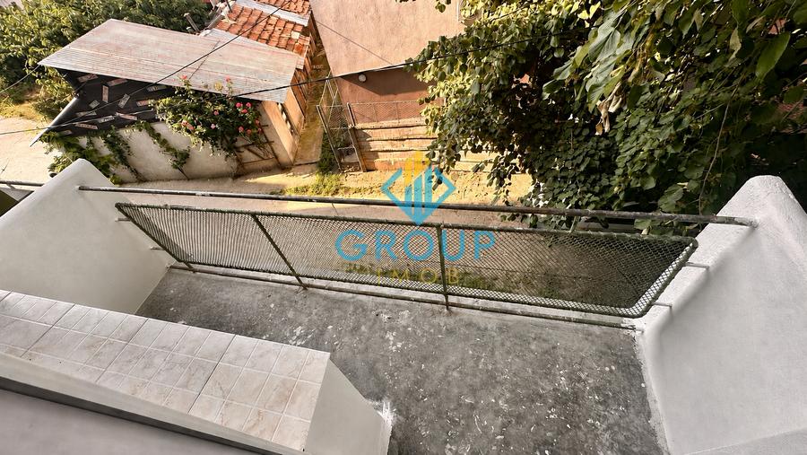Apartament cu 2 camere nedecomandat în Energiei