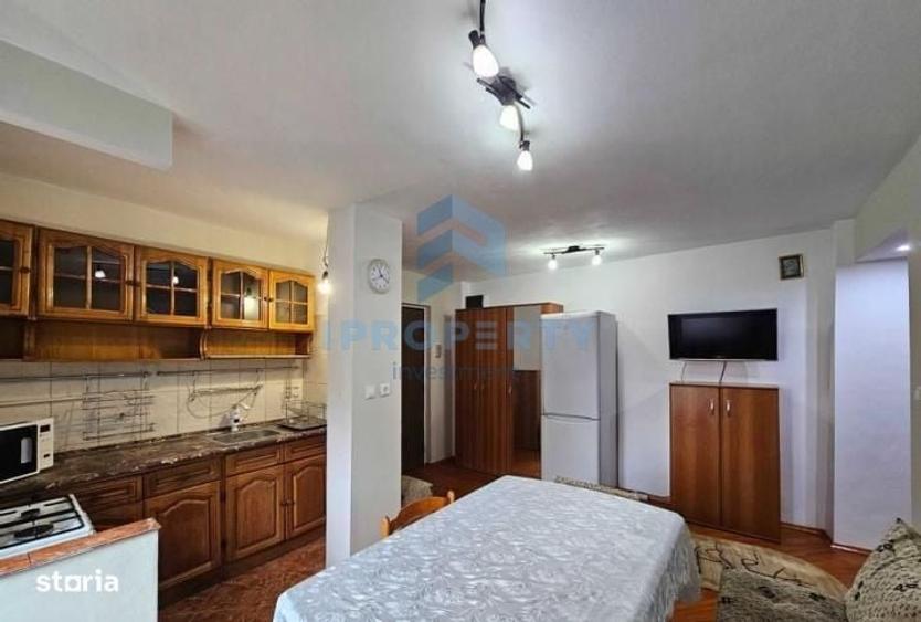 Apartament cu 3 camere decomandat în Lacul Tei