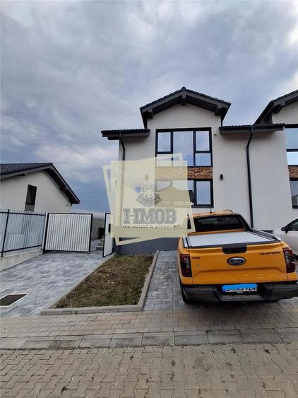 Casă cu 3 camere cu Teren 250 Mp în Central