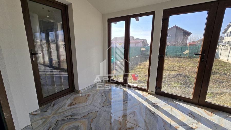 Duplex cu 5 camere cu Canalizare în Giarmata