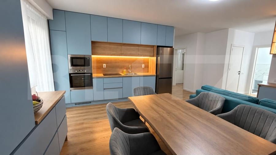 Apartament cu 3 camere decomandat, mobilat în Ampoi 3