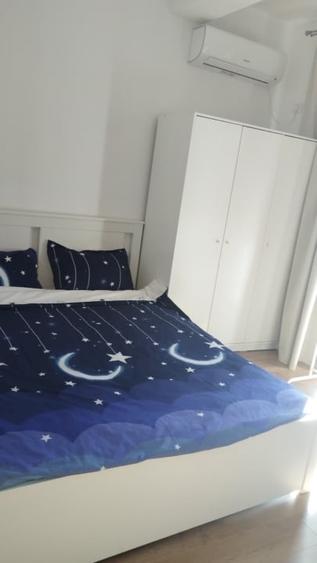 Casă individuală cu 4 camere cu Canalizare în Central