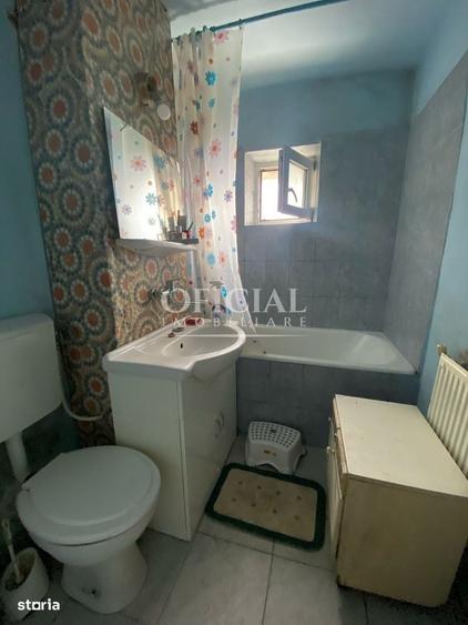 Apartament cu 4 camere decomandat în Central