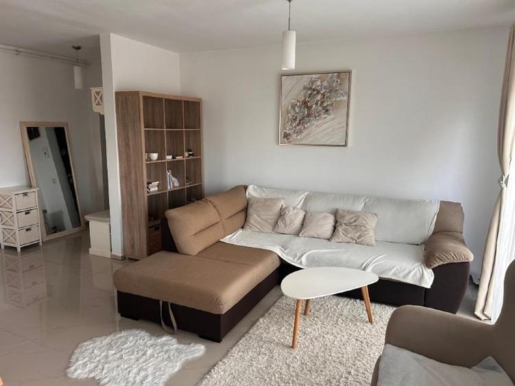 Apartament cu 2 camere, mobilat în Torontalului