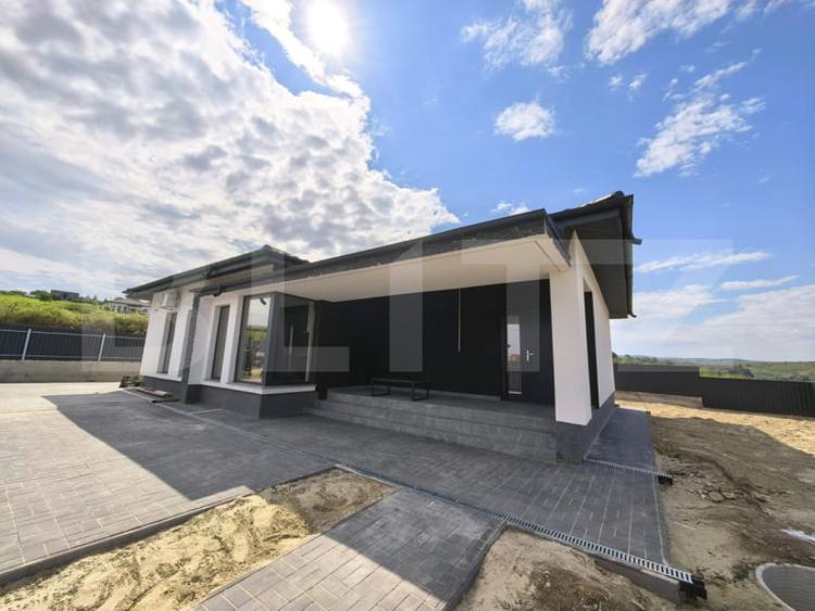 Casă cu 4 camere cu Teren 400 Mp în Central