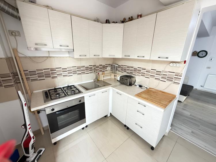 Apartament cu 2 camere semidecomandat în Popas Păcurari