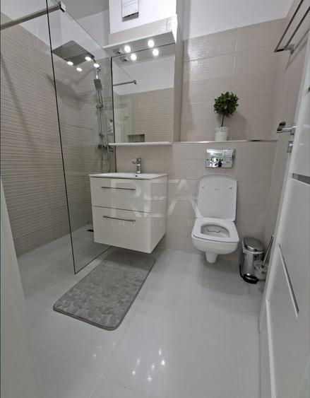 Apartament cu 3 camere decomandat, mobilat în Lujerului