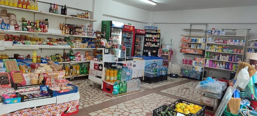 Spațiu comercial, de 70 mp, în Triaj