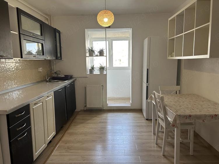 Apartament cu 2 camere decomandat în Rahova