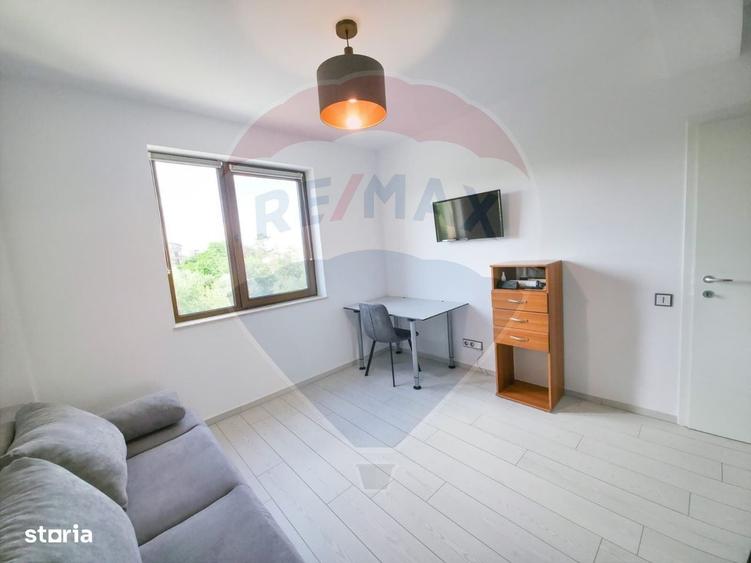 Apartament cu 3 camere în Bună Ziua
