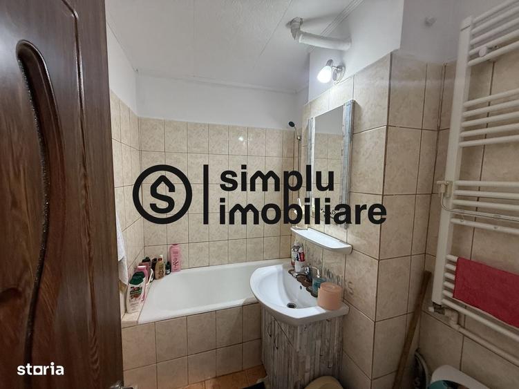 Apartament cu 2 camere decomandat în Craiovița Nouă