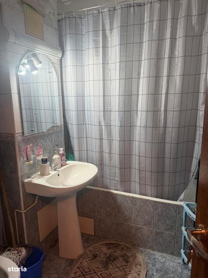 Apartament 4 Camere- Craiovita Zona Kaufland - 4