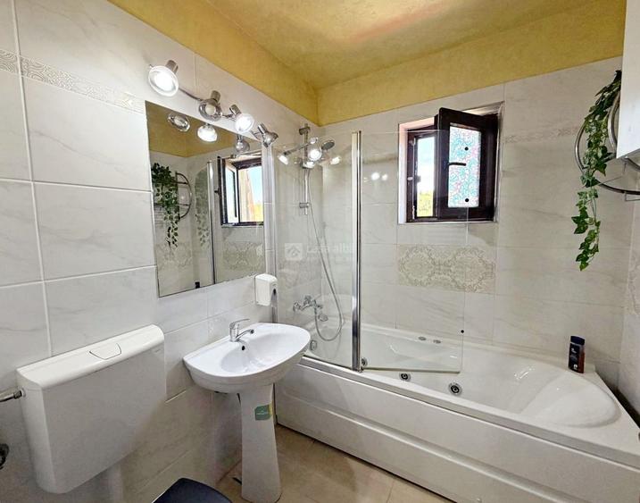 Apartament cu 2 camere decomandat, mobilat în Frumoasa