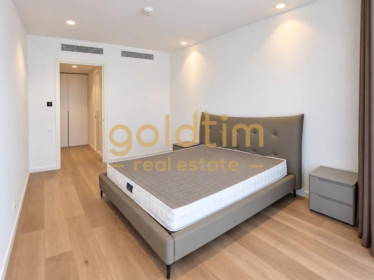 Apartament cu 4 camere semidecomandat, mobilat în Floreasca