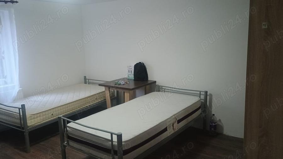 Casă cu 4 camere cu Teren 1000 Mp în Valea Adâncă